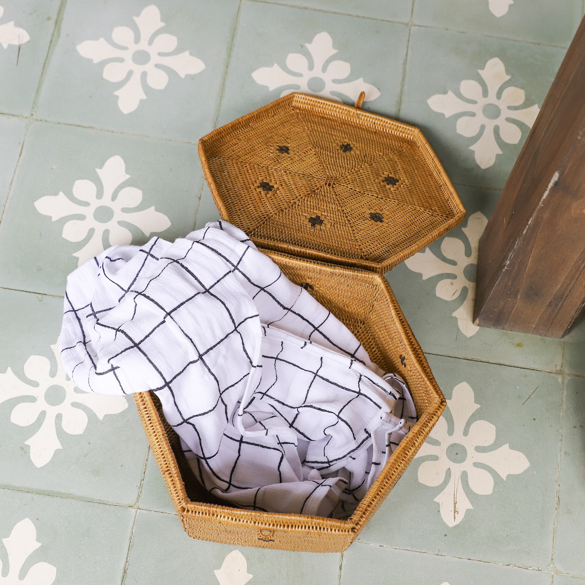 アタ ボックス 蓋付き 収納