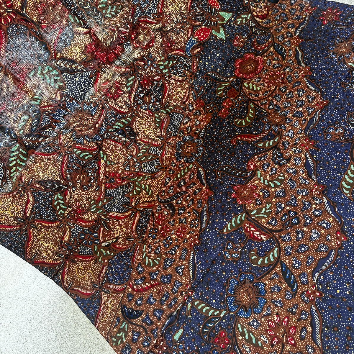 バリ島 布 生地 バティック