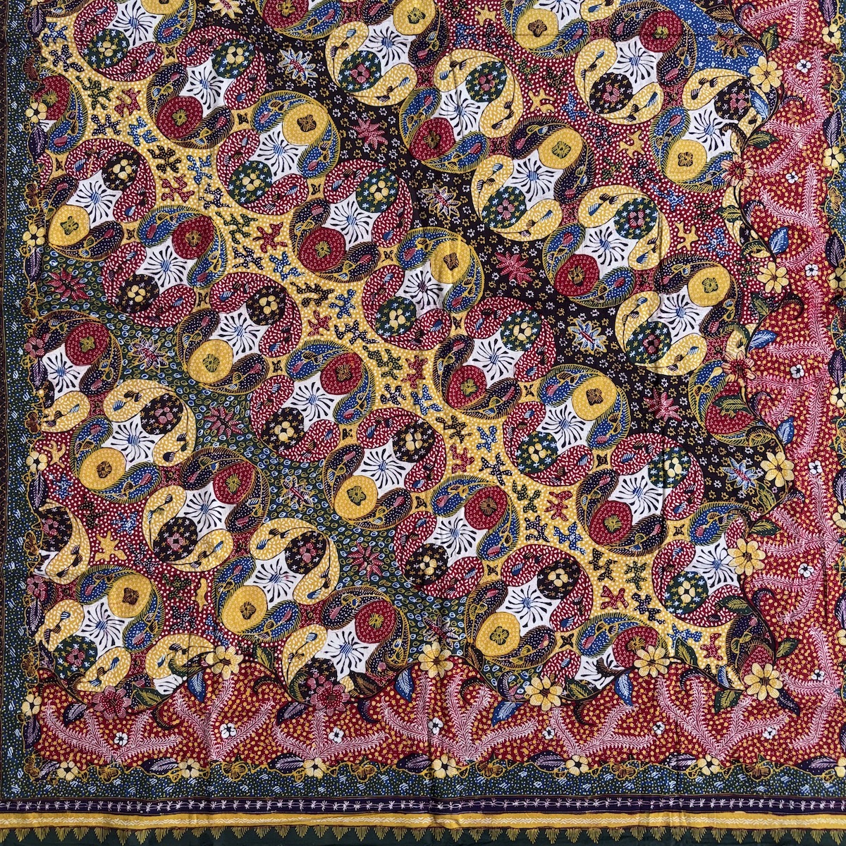 バティック（ジャワ更紗・プリント・綿100%） (NRA941-18) Rosily