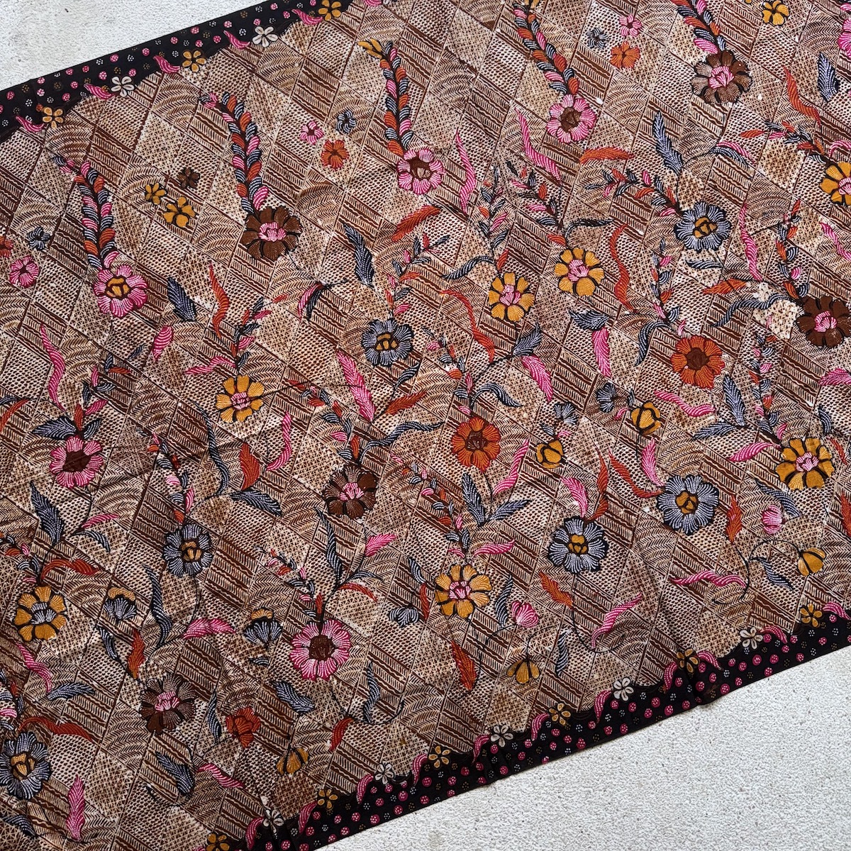 バリ島 布 生地 バティック