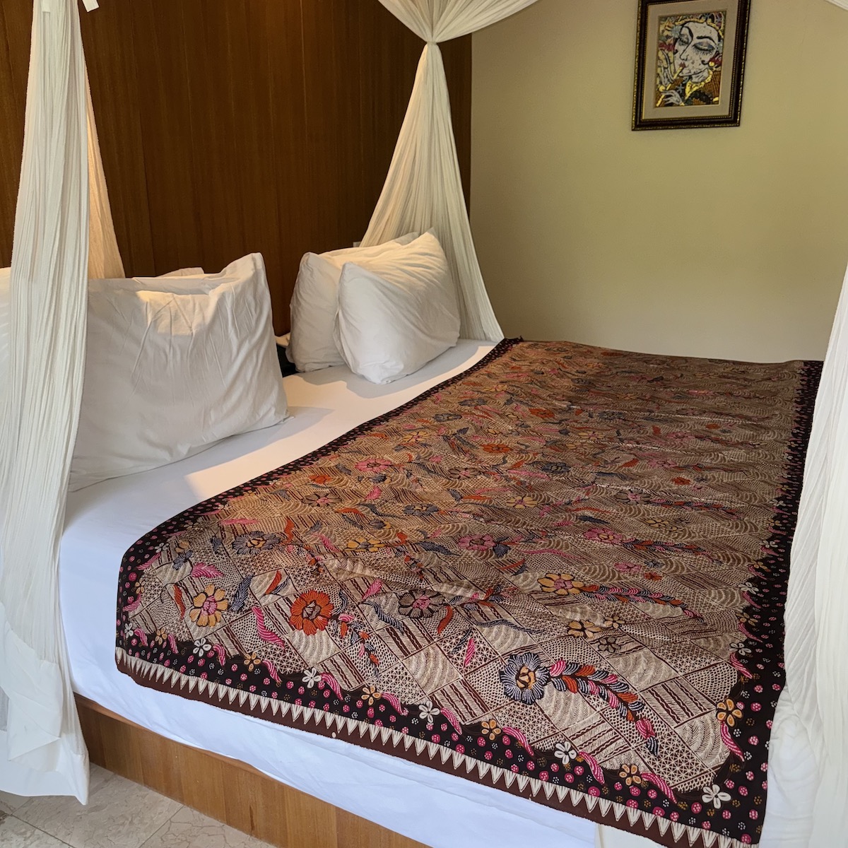 バリ島 布 生地 バティック 使い方