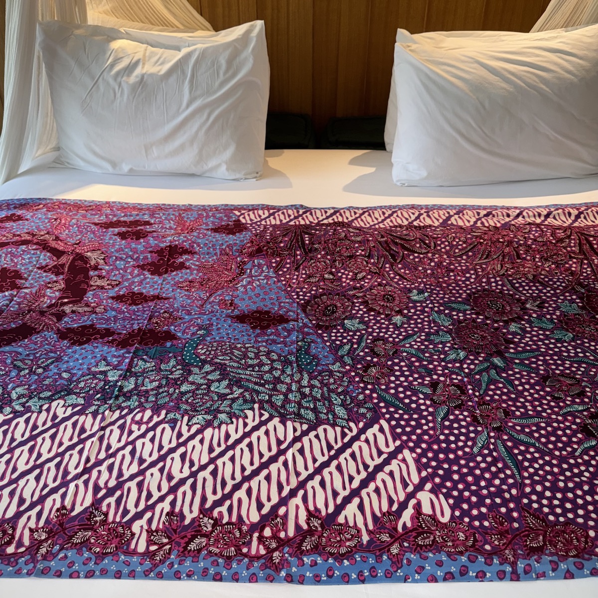 バリ島 布 生地 バティック