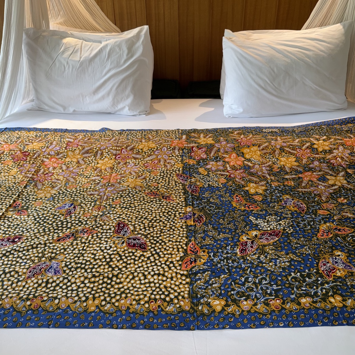 バリ島 布 生地 バティック