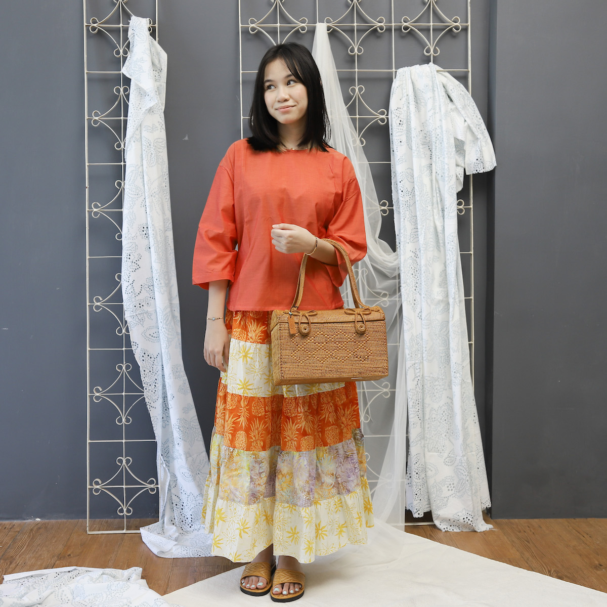 お出掛けコスメボックスLサイズ (PNC149) Rosily(ロージリー