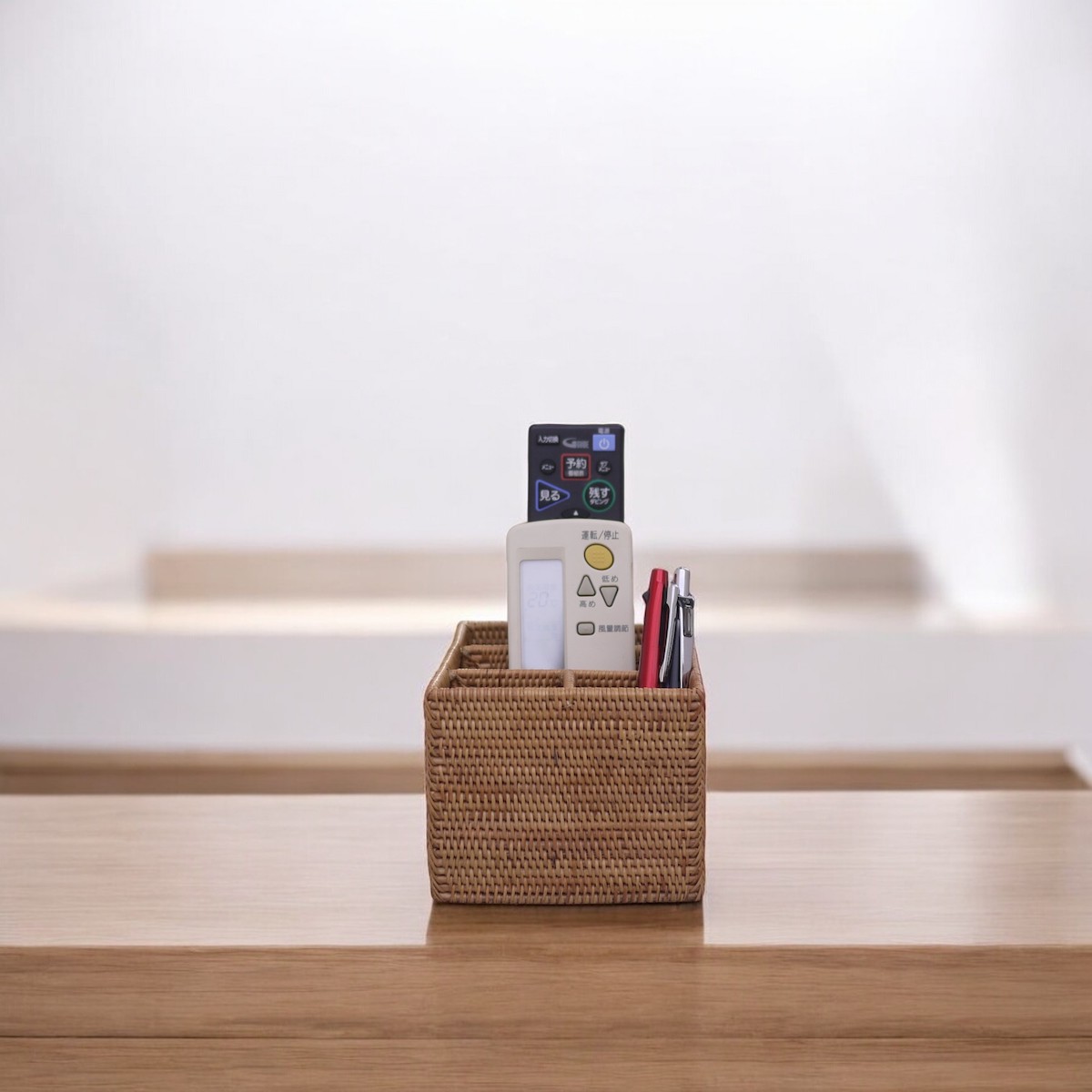 アタ リモコンボックス 収納