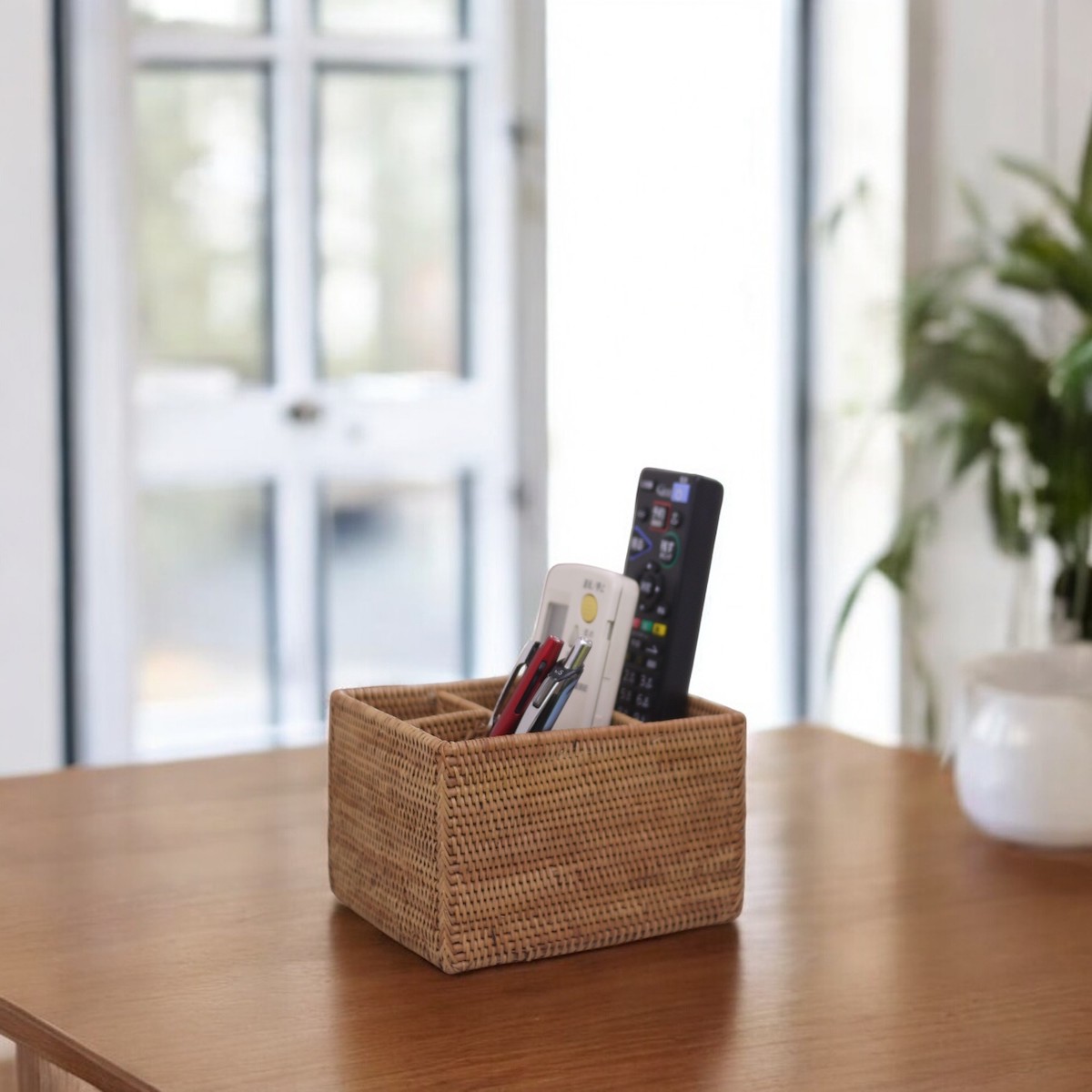 アタ リモコンボックス 収納